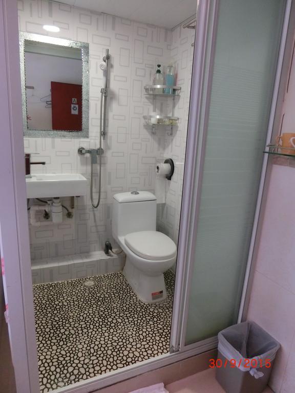 Li Cheng Guesthouse Гонконг Экстерьер фото